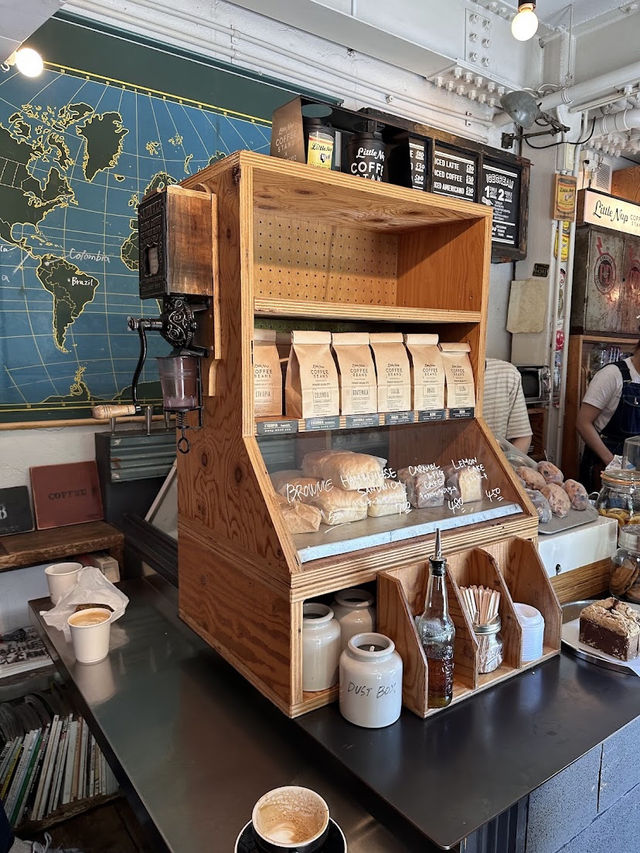 Little Nap Coffee Stand, A Cozy Coffee Spot Near Yoyogi Park