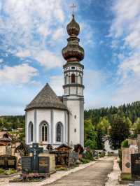 🏔 Mittenwald: A Bavarian Village Painted by Nature and Tradition 🎻🇩🇪