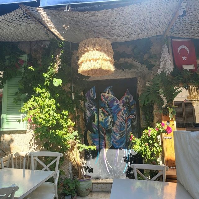 🌸💫 Alaçatı – Where Time Slows and Beauty Speaks! 🇹🇷💙