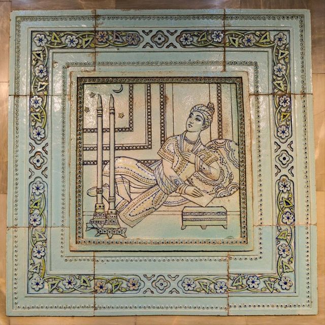 Art Spotting in Busy Tashkent 🎨🕌🚶