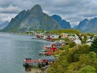 🇳🇴 Lofoten Islands Guide — Arctic Beauty of Norway