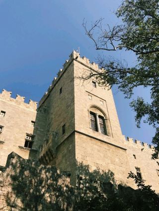 Wander Through Centuries: Your Rhodes Old Town Adventure Awaits ✨🛡️