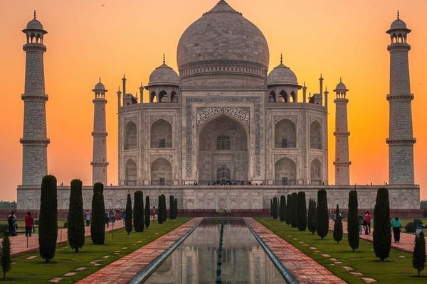 永遠の傑作：インド、タージ・マハル。 | Trip.com アーグラ