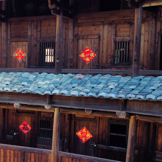 Fujian Tulou for foreigner 