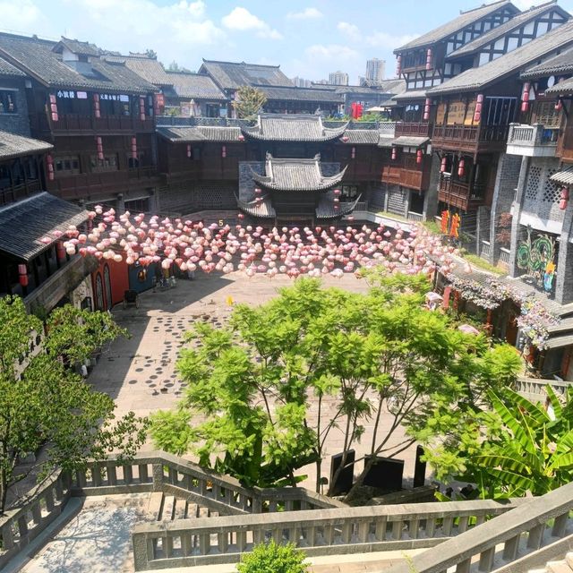 Cracking China - CiQiKou's Ceramic Heritage!