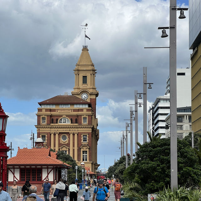 Dormant volcanoes and city views in Auckland!