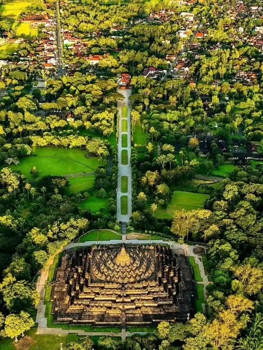 Amazing Borobudur Temple in Indonesia🇮🇩