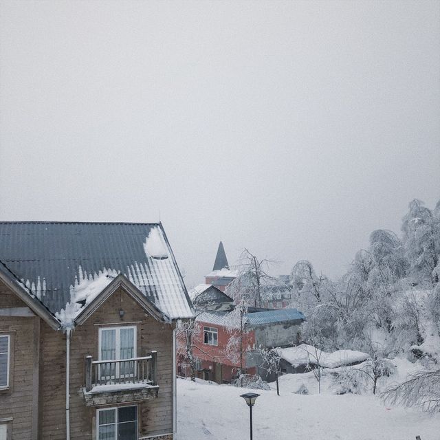 西嶺雪山