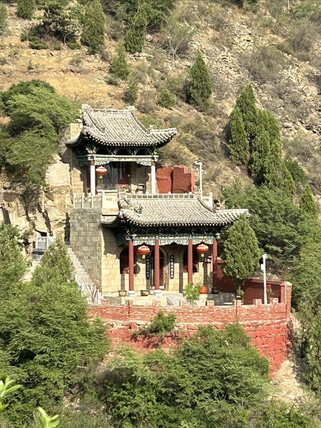 端午去哪玩｜避開人潮，打卡清徐香岩寺：歷經滄桑，光彩依舊