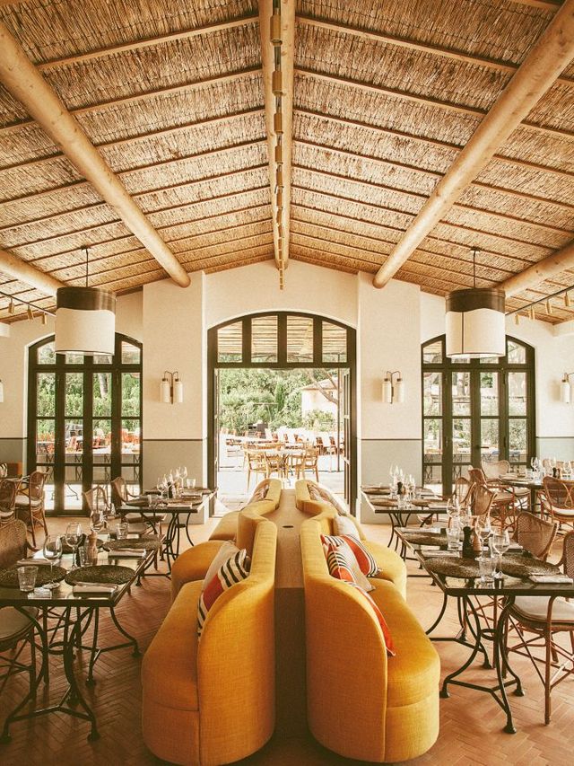 🌟 Saint-Tropez Sleeps & Eats: Hotel Lou Pinet 🌟