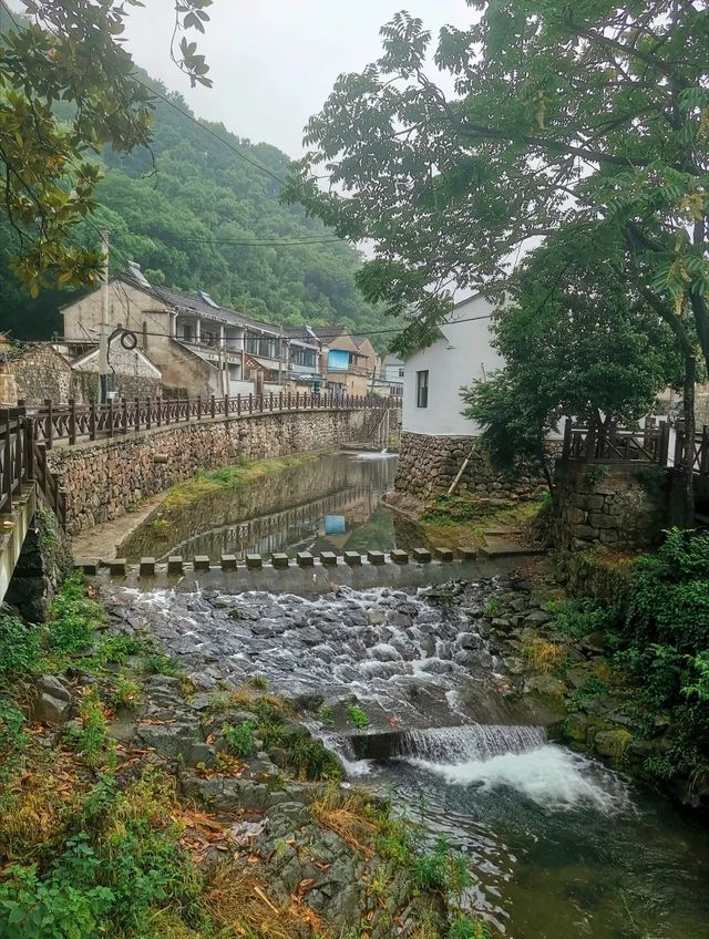 寧波小眾玩水好去處一起去溪邊撒野