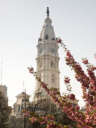 🗽 Philly's Must-See Gems: History & Art Unveiled 🎨