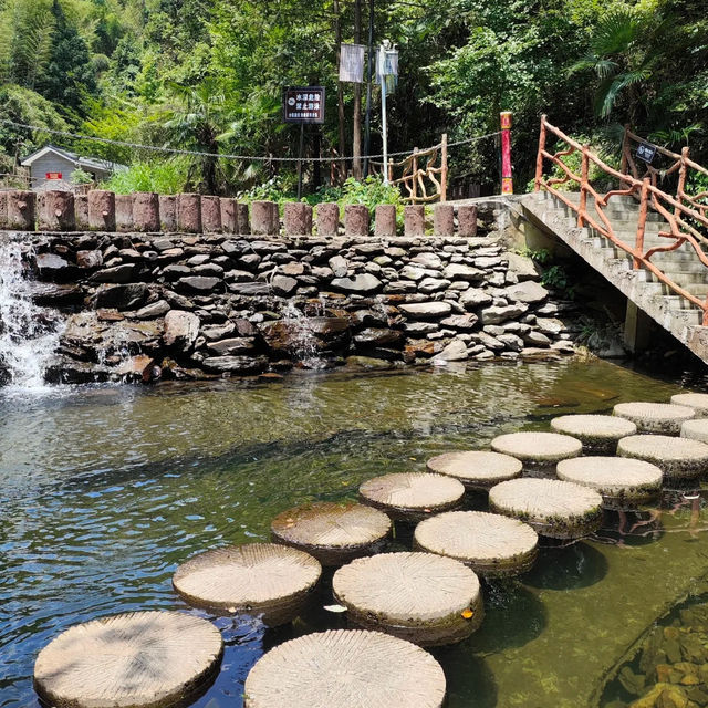 湖北咸寧藥姑山古瑤村｜千年瑤族古村。