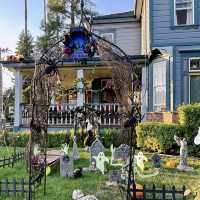 Spooky Halloween center of Willow Glen neighbourhood