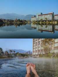 峨眉山最美湖景溫泉，還能眺望峨眉山金頂。