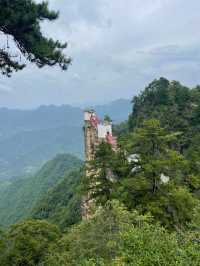 商洛塔雲山|四季景色各異。