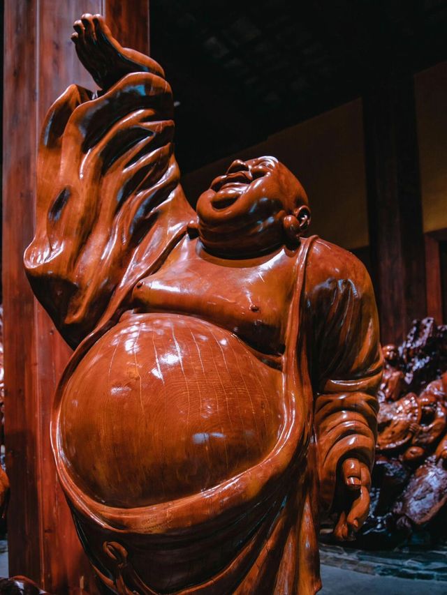 中國古代文化根深蒂固，和光同塵……。