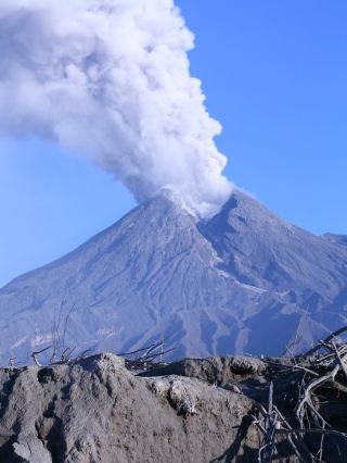 Don't miss out on the volcanoes in Magelang!