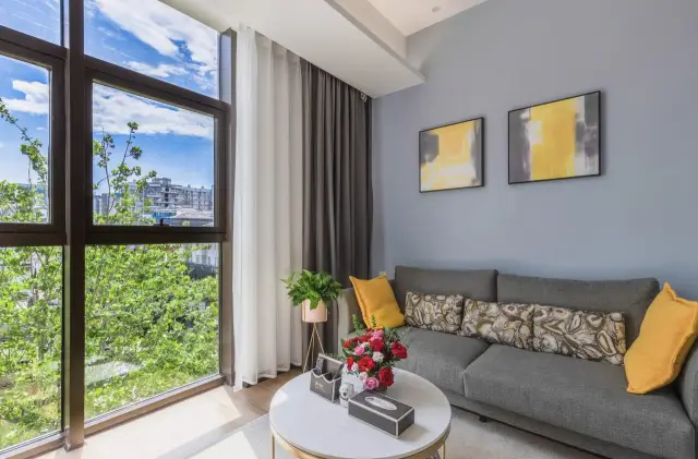 시창 필수 숙박 초고 가성비 호텔