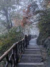 西安南五台山，藏在秦嶺深處的「詩與遠方」！