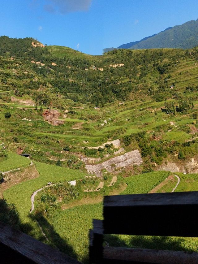 6天暢遊黔東南-安順-黔南 玩轉熱門風景