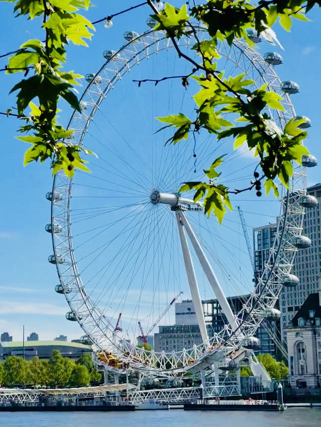 London on a sunny day is adorable 🍃