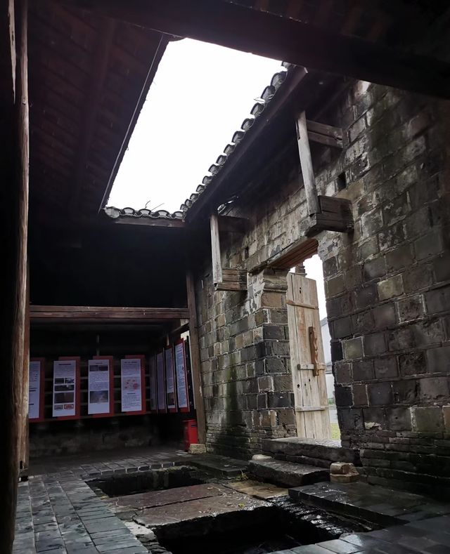 潛江拖船埠紅色旅遊景區