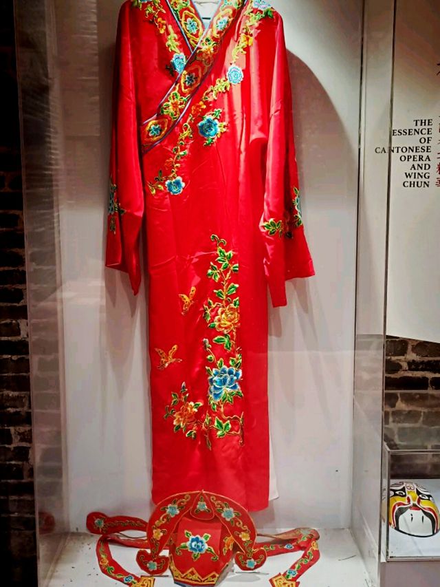 Bruce Lee Residence and Museum in Guangzhou: Legend!