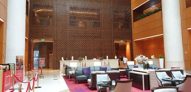 新加坡萬豪董廈酒店 | 烏節路盡頭的奢華體驗   酒店：新加坡萬豪董廈酒店  地址：320 Or