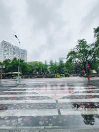 藏喺城市中心嘅洞穴秘境同「海邊度假」嘅奇妙碰撞