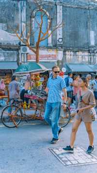 馬來西亞檳城，我在街頭拍到了宮崎駿動漫裡的世界