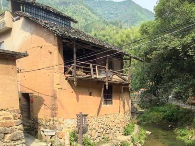 去咗4次松莊村，終於玩到明！