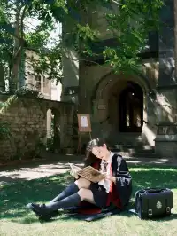 好想幻影移形回到陽光明媚的霍格華茲🪄