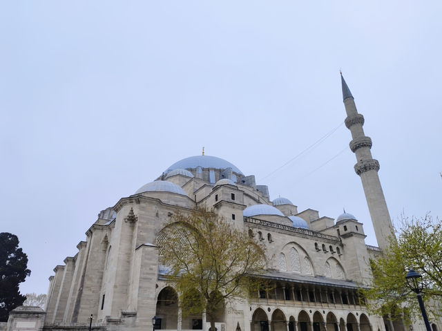 황금기의 건축미학—쉴레이마니에 모스크 탐방 황금기의 건축미학—쉴레이마니에 모스크 탐방