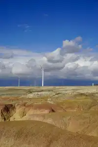 阿勒泰美翻的五彩灘