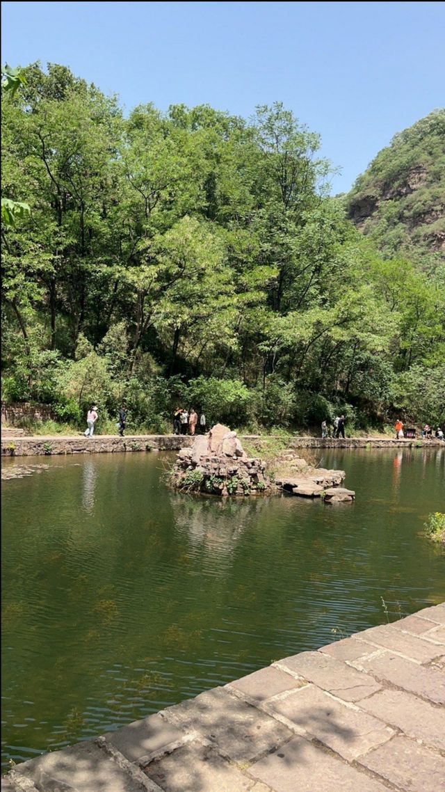 新安秘境！闖入現實版綠野仙蹤，龍潭大峽谷絕了！  爆裂推薦理由 洛陽小九寨！瀑布群+碧綠潭水美