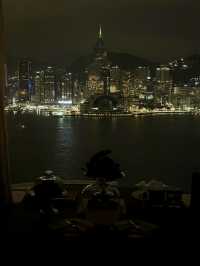 香港半島酒店:維港之畔的百年傳奇