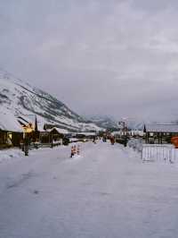 Heavenly Hemu: Ski Through China’s Snowy Fairy Tale! ⛷️