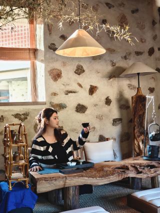 ดินแดนลับอันสงบเงียบราวกับเซน ณ เชิงเขาหลัวฟู่: สามภูเขามาถึงช้า ชาใสครึ่งถ้วย