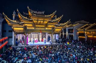 景徳鎮の五一楽しい旅：古窯民俗と大唐不夜城