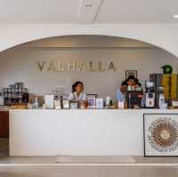 Valhalla Teahouse คาเฟ่บนเขาวิวทะเลเขาหลัก
