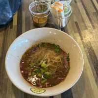 เมนูก๋วยเตี๋ยวเรือ​ดับร้อน