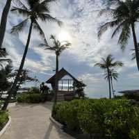 Beach please, 4room HDB size suite room