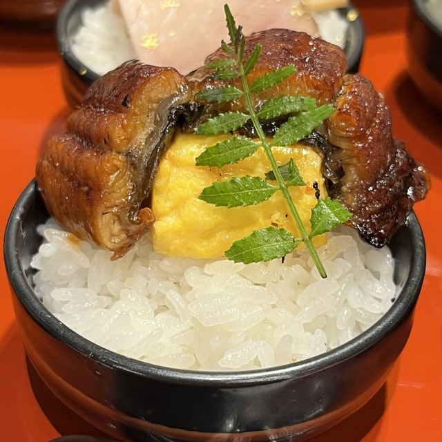 【京都・祇園四条】8種のおちょこ丼ランチが味わえる「祇園かんかんでり麗」