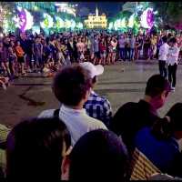  Ho chi Minh Square (จัตุรัสโฮจิมินห์)