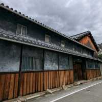池田の銘酒　呉春　現在では池田で唯一の、自醸の池田酒醸造元 呉春酒造株式会社 と、池田の街並み