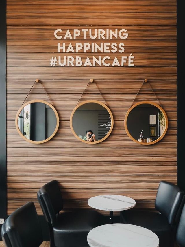 Urban cafe’ x workspace