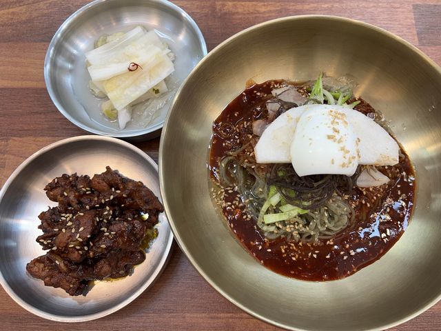 렌틸콩으로 만든 국수와 갈비탕이 맛있는 홍주의소반!