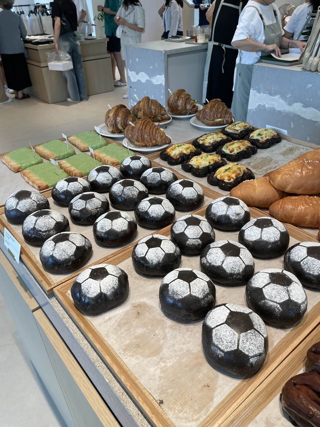 손흥민, 축구, 그리고 감성이 통합된 곳 "인필드"⚽