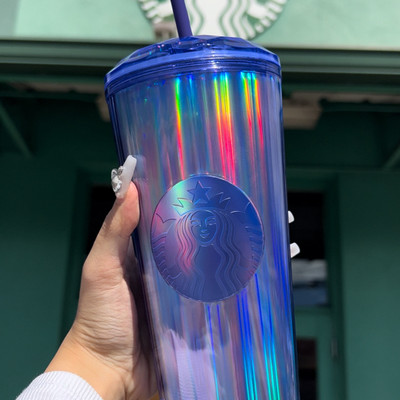 スタバのハワイ限定タンブラーが可愛い💖 | Trip.com ホノルル